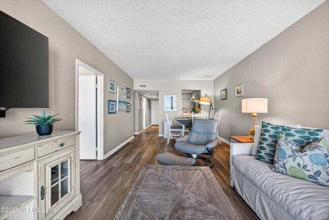 Foto del edificio - 601 1st St S