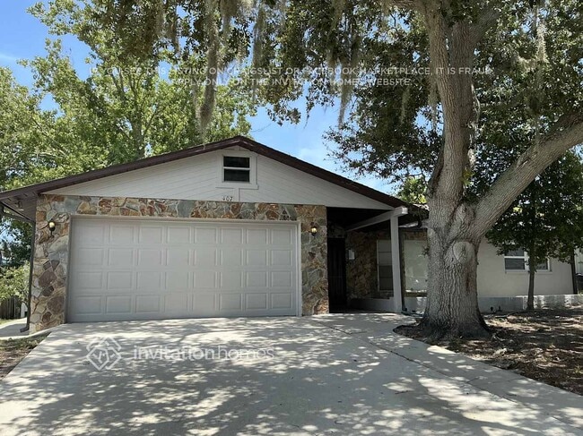 Building Photo - 407 Oriole Cir