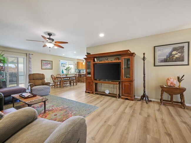 Foto del edificio - 2981 Bookcliff Ave