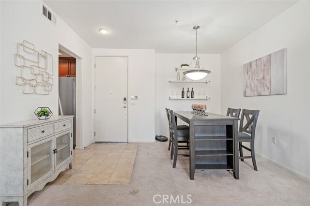 Foto del edificio - 128 N Oak Knoll Ave