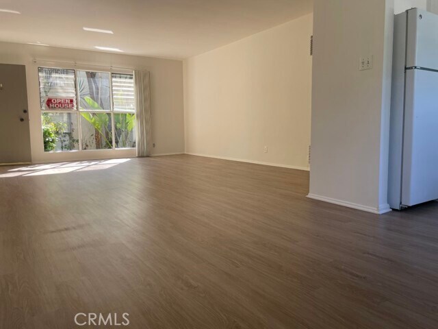 Foto principal - 630 San Vicente Blvd
