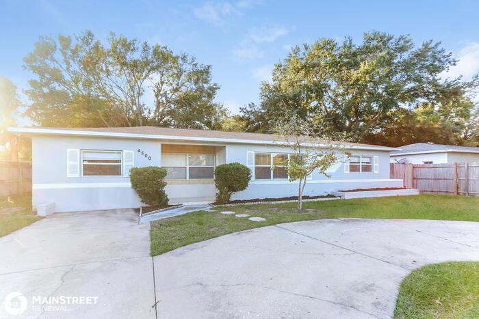 Primary Photo - 4500 58th St N, St Petersburg, FL 33709