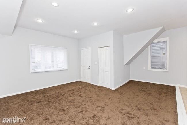 Foto del edificio - 2227 W 21st St