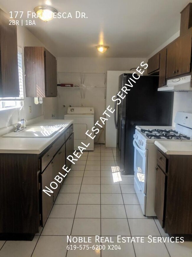 Foto del edificio - 177 Francesca Dr