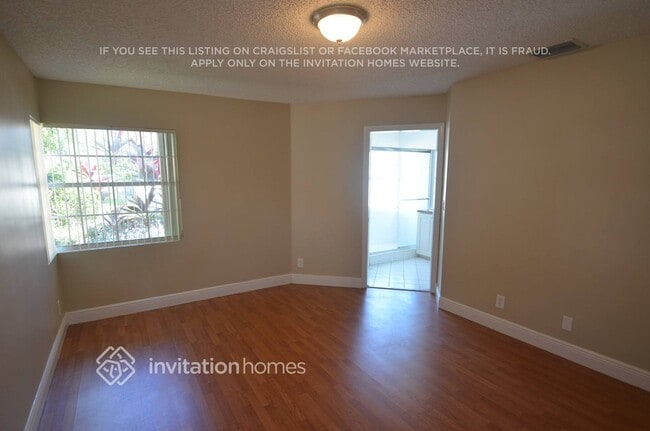 Building Photo - 622 Bedford Way