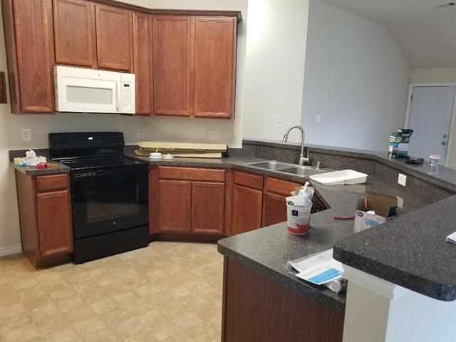 Foto del edificio - 4704 Fox Meadows Ln