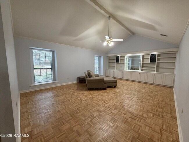 Foto del edificio - 1103 E Bayou Pkwy