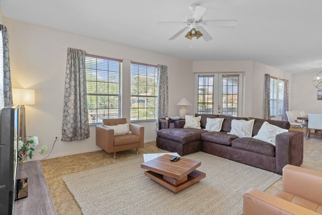 Building Photo - 4765 S Amstel Dr