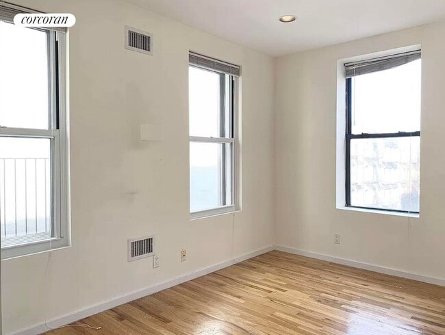 Foto del edificio - 1627 Park Ave
