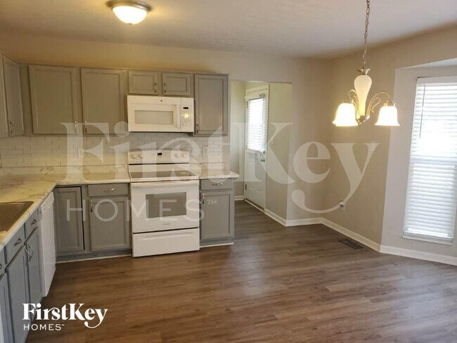 Foto del edificio - 5606 Beechtree Ln