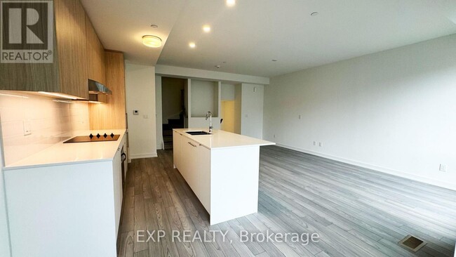 Building Photo - 6-206 Red Squirrel Ln.