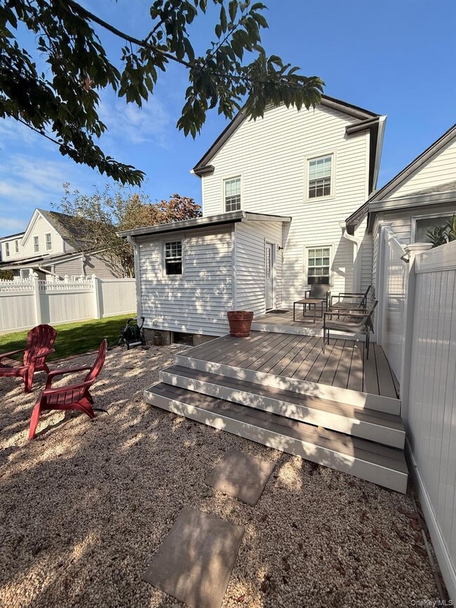 Foto del edificio - 24 Tyler Ave