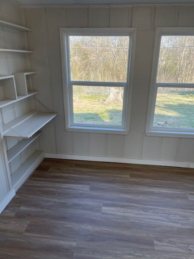 Foto del edificio - 1648 S Maple Ave