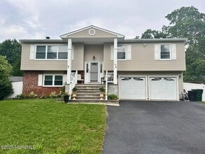 Building Photo - 15 Bristlecone Dr