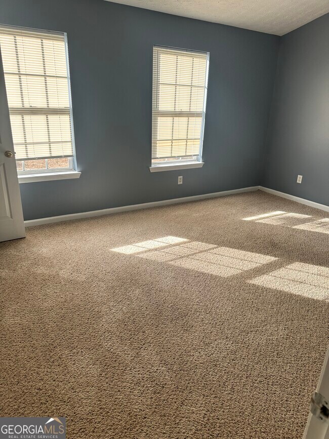 Foto del edificio - 6093 Camden Forrest Cove