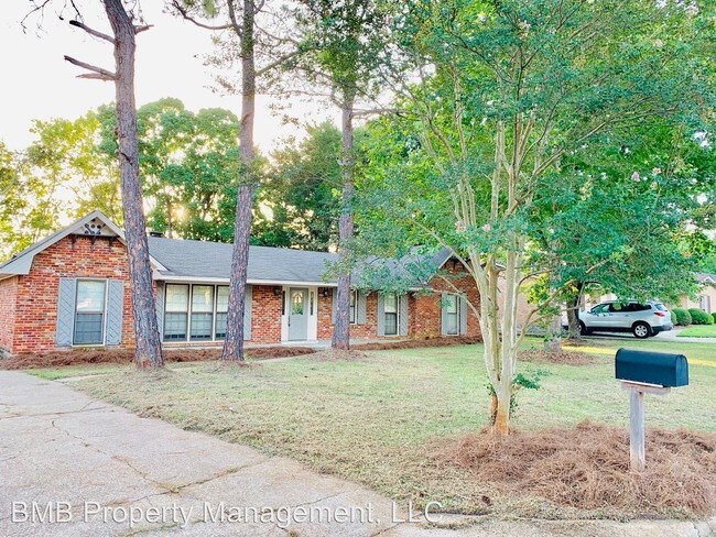 Building Photo - 4 br, 2 bath House - 2030 Green Acres Drive