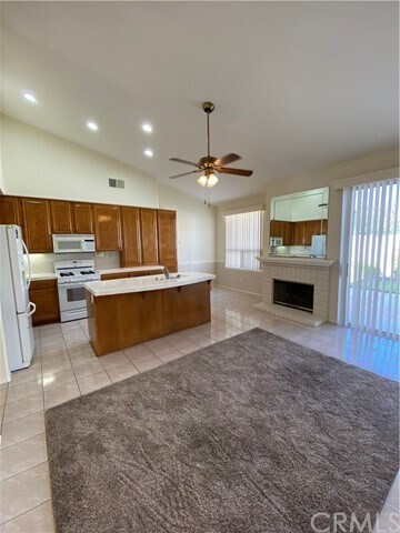 Building Photo - 1434 Las Colinas Ave