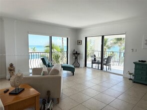 Building Photo - 5415 Collins Ave