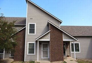 Building Photo - 1604 N 4th St