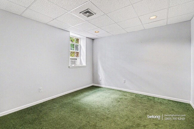 Foto del edificio - 418a McFarlan Rd