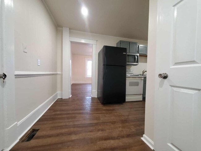 Foto del edificio - 3476 Winchester Ave