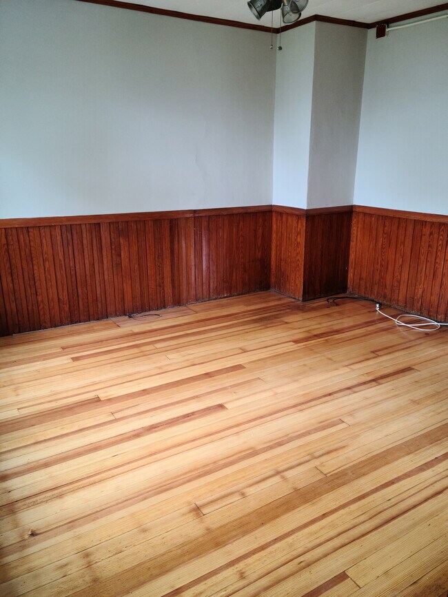 Building Photo - 151 PULLEN