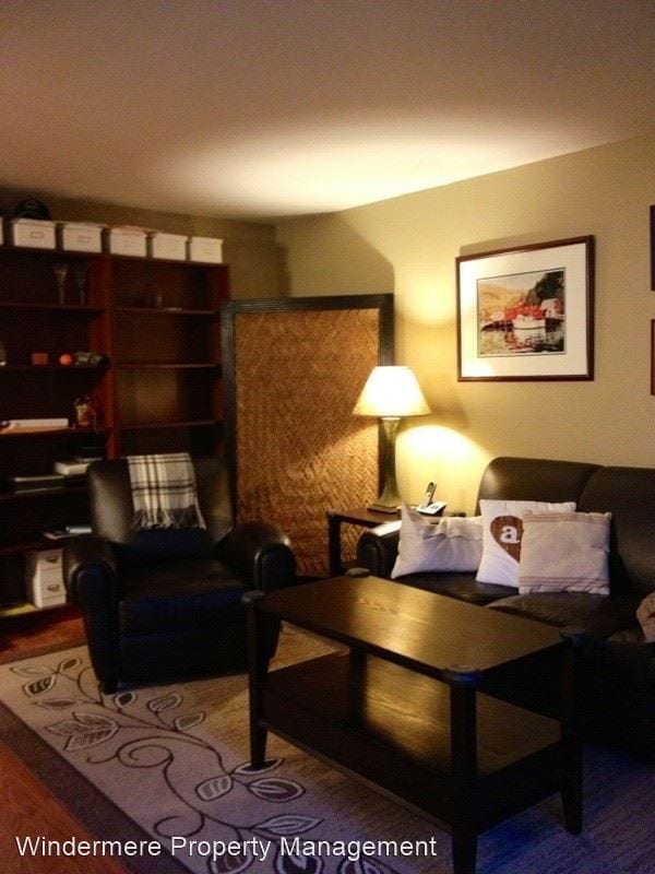 Foto del edificio - 3 br, 2 bath House - 19593 2nd Avenue NE