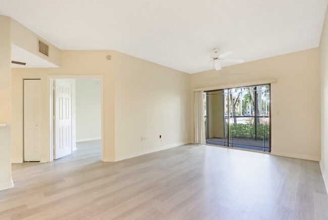 Building Photo - 3020 Alcazar Pl