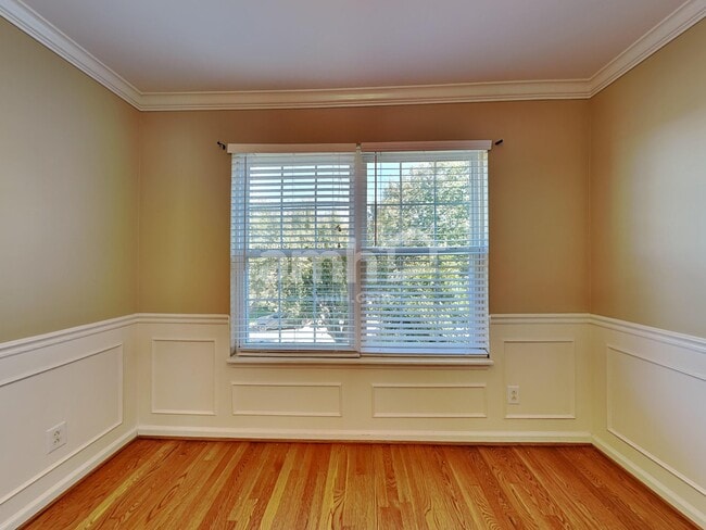 Building Photo - 6544 Broken Bow Dr