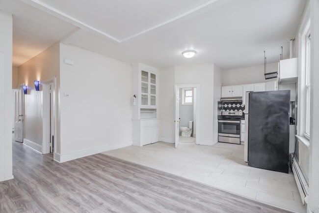 Building Photo - 37 Pamrapo Ave