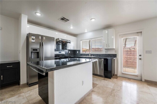 Foto del edificio - 7286 Mosaic Terrace St