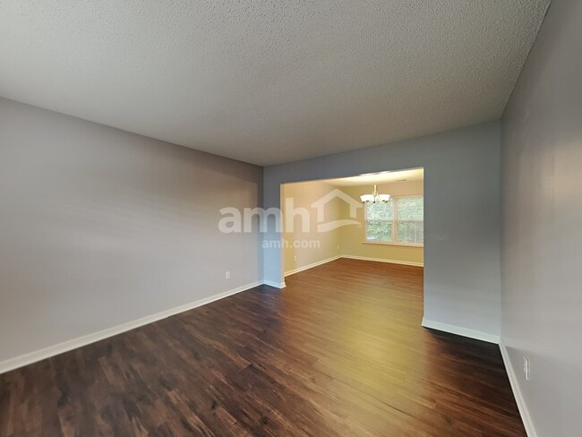 Building Photo - 6214 Ohaus Ct