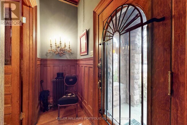 Photo du bâtiment - 97 Glengrove Ave W