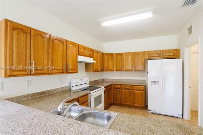 Foto del edificio - 17120 SW 92nd Ct