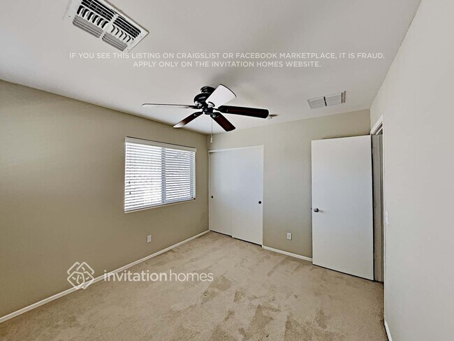 Foto del edificio - 25549 W Whyman St