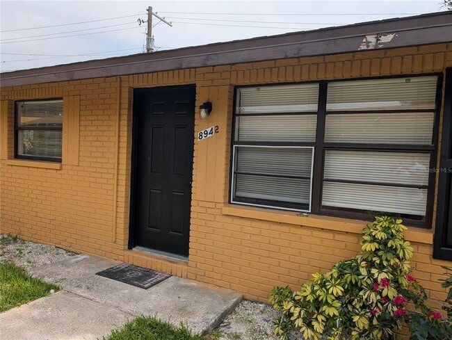 Building Photo - 8942 Temple Terrace Hwy