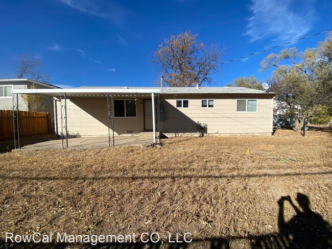 Building Photo - 3 br, 1.5 bath House - 1177 Mt. Werner Ter...