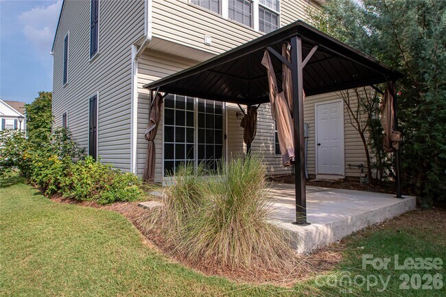 Building Photo - 3148 Mannington Dr