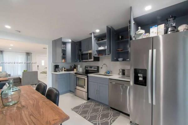 Building Photo - 4368 SW 49th Ct
