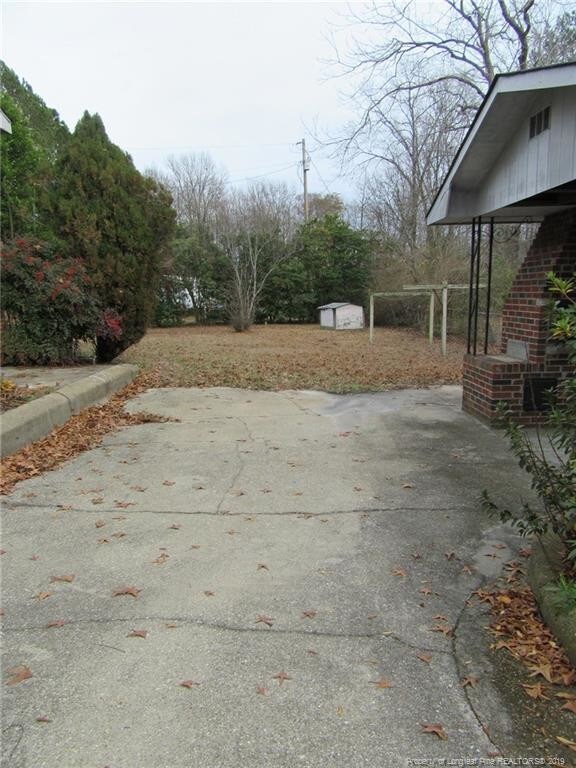 Foto del edificio - 632 Shady Grove Rd