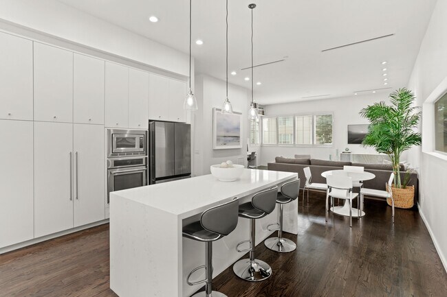 Foto del edificio - 4302 Rose St
