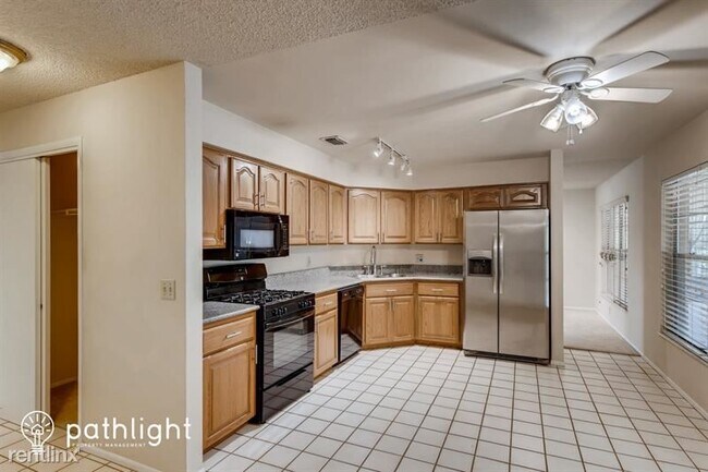 Building Photo - 4 br, 2 bath House - 7600 Benji Ridge Trai...