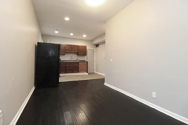 Foto del edificio - 266 E Cass St