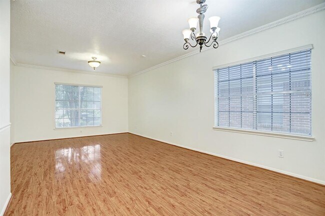 Building Photo - 12618 Duchess Ln