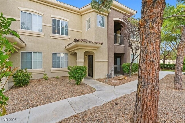 Building Photo - 9050 W Warm Springs Rd