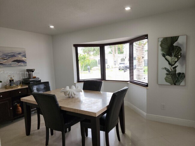 Foto del edificio - 13573 SW 39th Ln