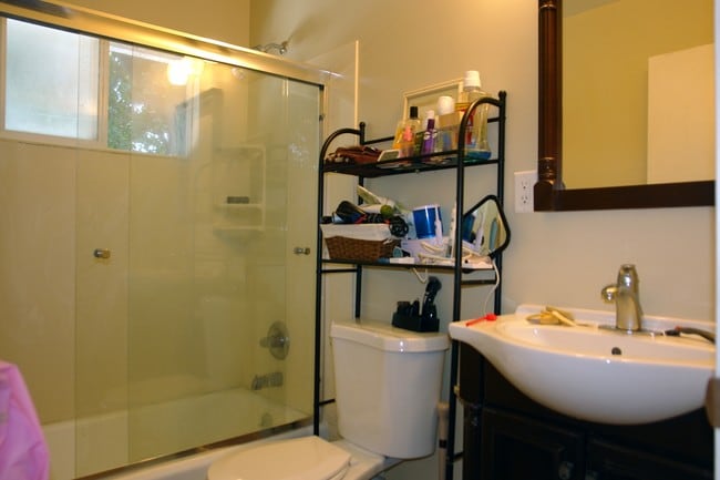 Building Photo - 637 Kirkland Dr