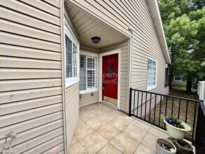 Building Photo - 2939 Hanover Ct