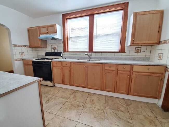 Foto del edificio - 6322 N Mozart St