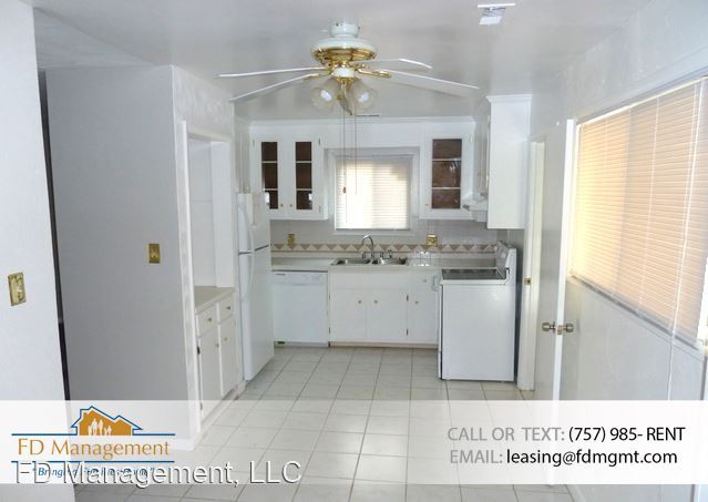 Building Photo - 3 br, 1.5 bath House - 2300 Parish Avenue